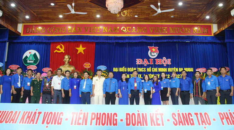 Ban Chấp hành Huyện Đoàn Đạ Huoai ra mắt Đại hội