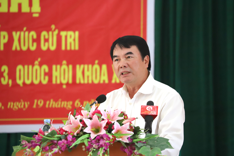 Phó Chủ tịch UBND tỉnh Lâm Đồng Phạm S tiếp thu, giải trình kiến nghị của cử tri