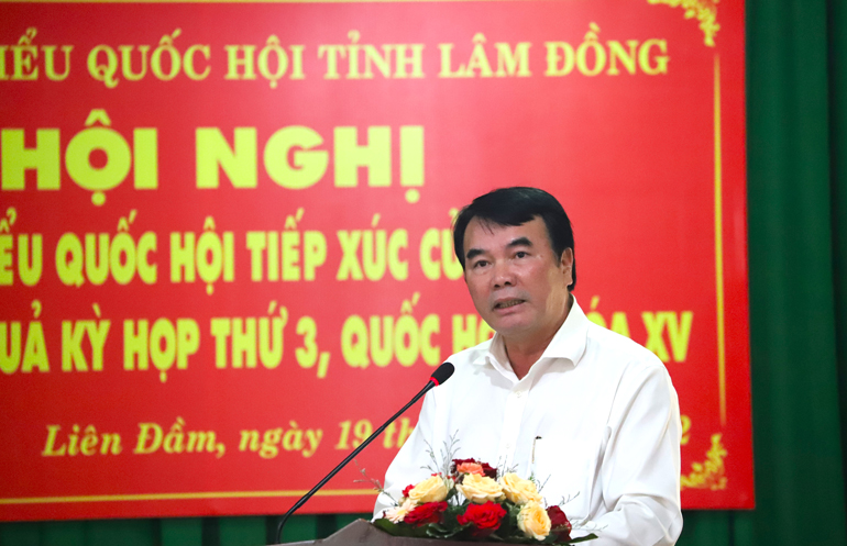 Phó Chủ tịch UBND tỉnh Lâm Đồng Phạm S tiếp thu, giải trình kiến nghị của cử tri