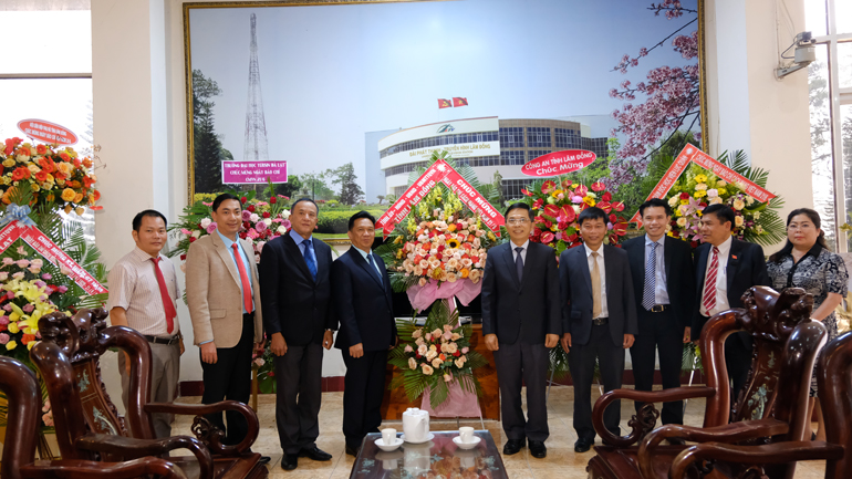 Lãnh đạo tỉnh thăm, chúc mừng Đài Phát thanh - Truyền hình Lâm Đồng
