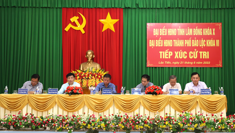 Đại biểu HĐND 2 cấp tiếp xúc cử tri tại TP Bảo Lộc