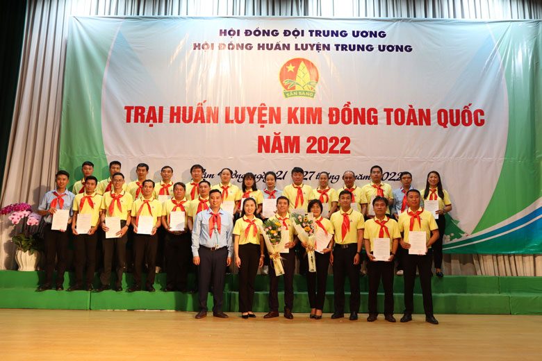 Ra mắt Hội đồng Huấn luyện kỹ năng, nghiệp vụ công tác Đội Thiếu niên Tiền phong Hồ Chí Minh tỉnh Lâm Đồng