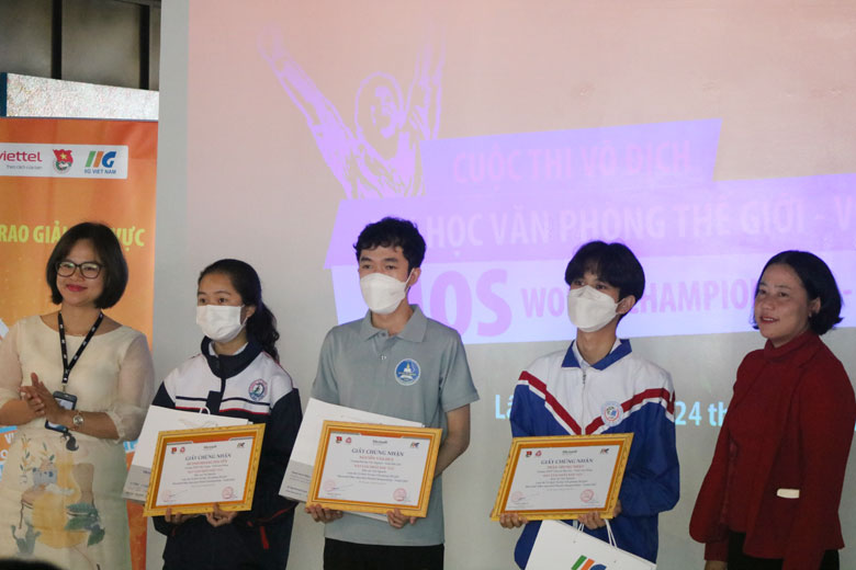 Lâm Đồng có 2 học sinh đạt giải nhất khu vực Tây Nguyên Cuộc thi Vô địch Tin học Văn phòng Thế giới - Viettel 2022