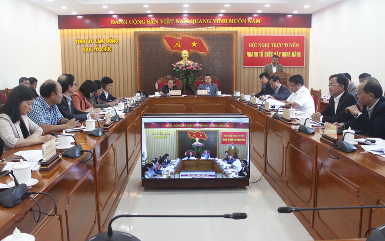 Toàn cảnh hội nghị tại điểm cầu Ban Tổ chức Tỉnh ủy Lâm Đồng