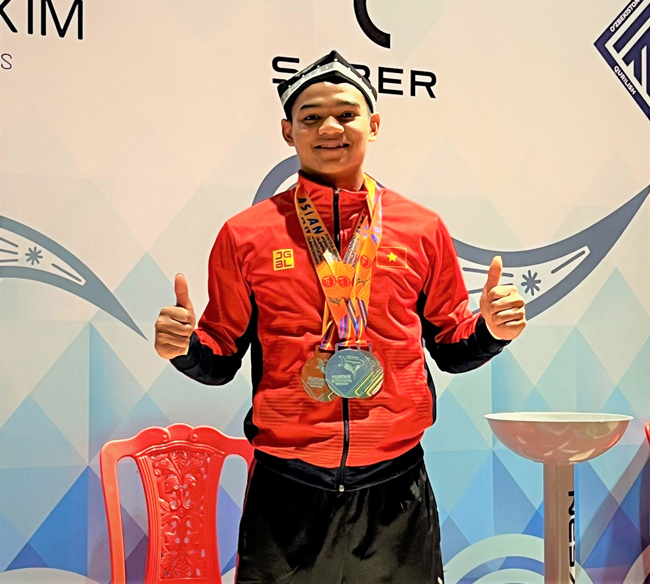Cử tạ Lâm Đồng giành thêm 3 huy chương tại Giải Vô địch Cử tạ thanh thiếu niên và Vô địch trẻ châu Á