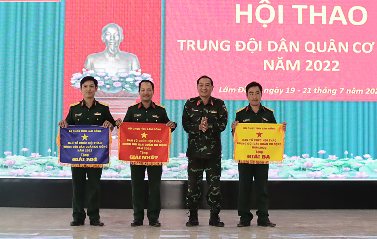Đoàn Ban CHQS thành phố Đà Lạt giành giải nhất tại Hội thao Trung đội dân quân cơ động năm 2022