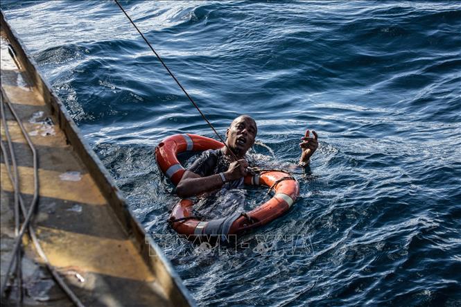 Người di cư được giải cứu trên Địa Trung Hải, ngoài khơi Malta. Ảnh (tư liệu) minh họa