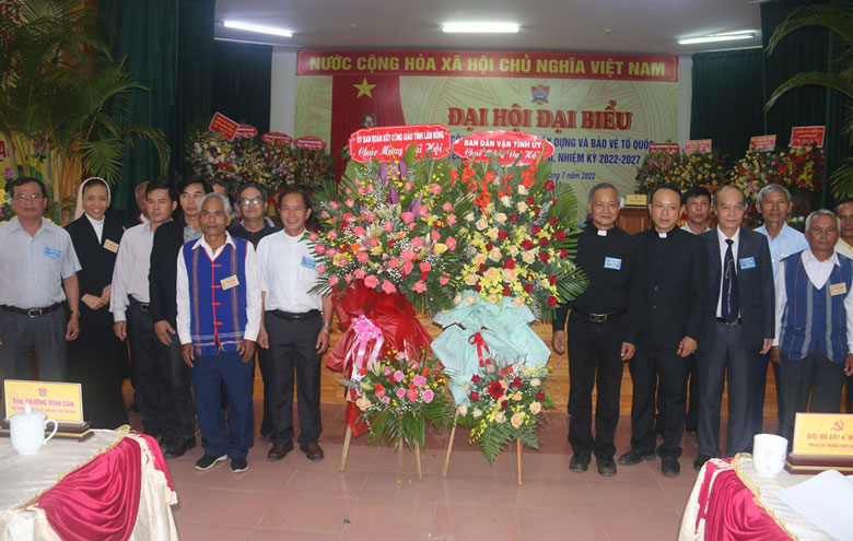 Các đại biểu Ủy ban Đoàn kết Công giáo huyện Đam Rông khóa III ra mắt Đại hội