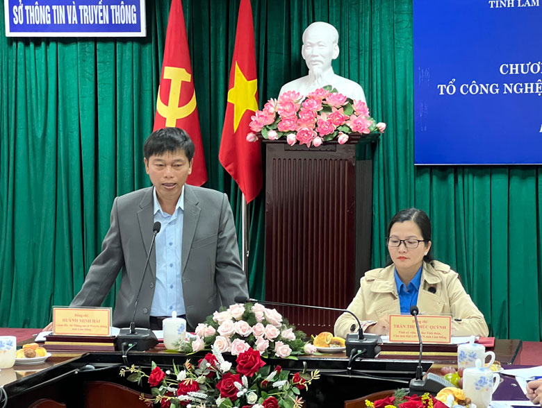 Ông Huỳnh Minh Hải - Giám đốc sở Thông tin và truyền thông tỉnh phát biểu tại lễ ký kết