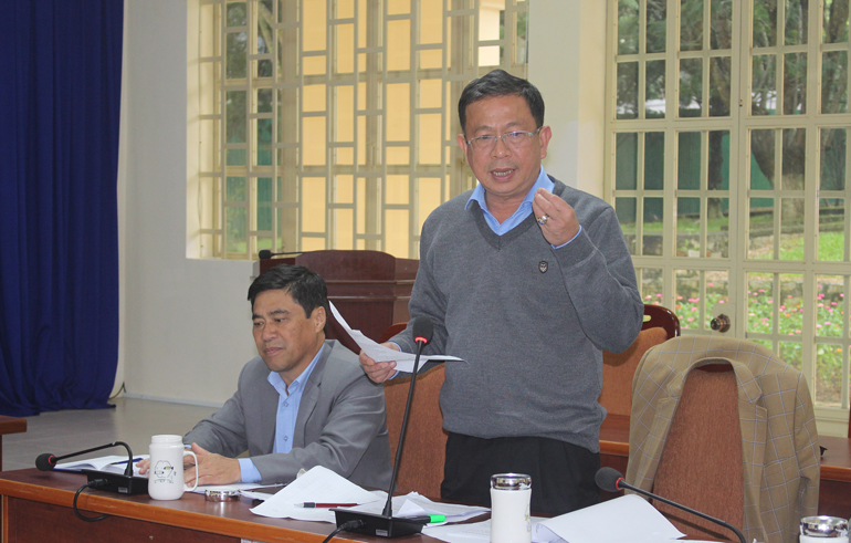 Phó Chủ tịch UBND TP Đà Lạt Võ Ngọc Trình báo cáo làm rõ một số vấn đề 