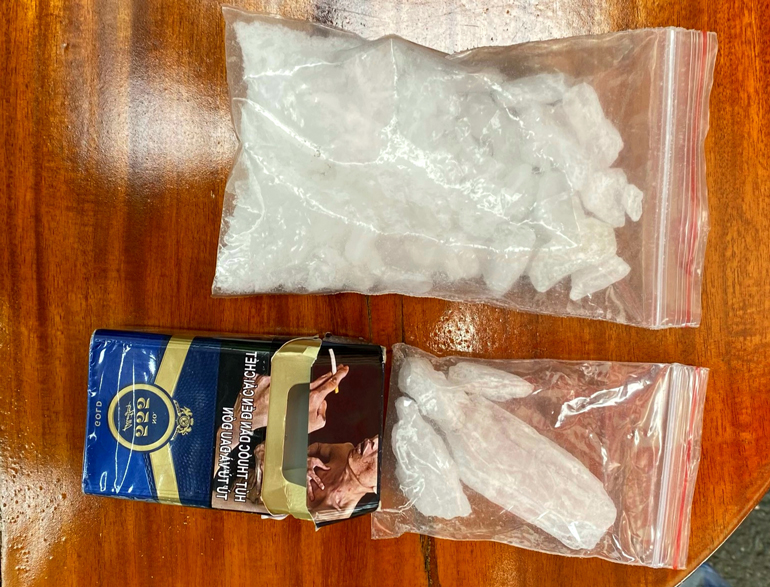 Hơn 100 gram ma túy do Thắng tàng trữ trái phép được Công an TP Bảo Lộc thu giữ