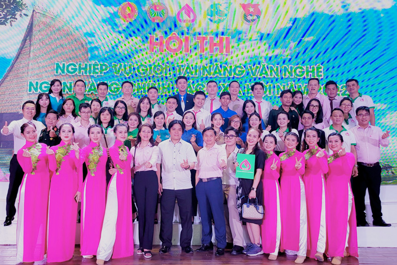 Đội thi NHCSXH tỉnh Lâm Đồng tham gia Hội thi nghiệp vụ giỏi, tài năng văn nghệ khu vực VII