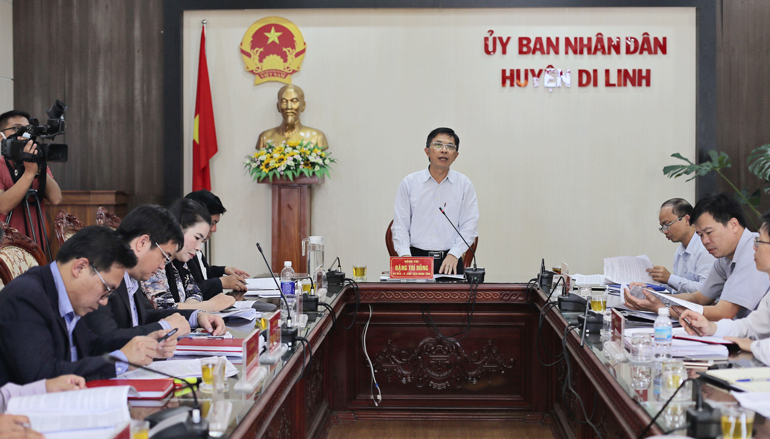 Đồng chí Đặng Trí Dũng - Phó Chủ tịch UBND tỉnh Lâm Đồng chủ trì buổi làm việc với huyện Di Linh 