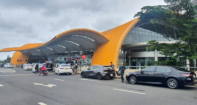Sân bay Liên Khương tạm dừng khai thác 24 tiếng để tránh bão
