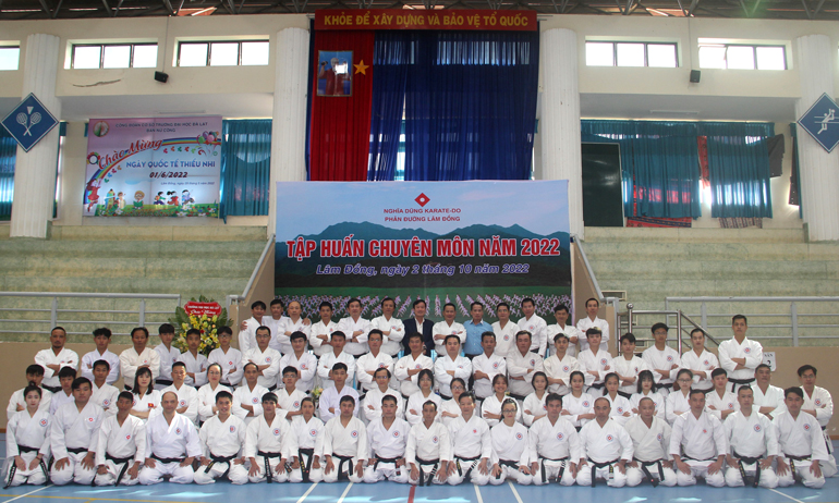 Tập huấn chuyên môn cho gần 100 võ sư, huấn luyện viên Karatedo