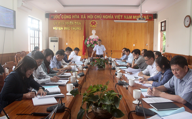 Đồng chí Nguyễn Văn Cường – Chủ tịch UBND huyện, phát biểu chỉ đạo hội nghị