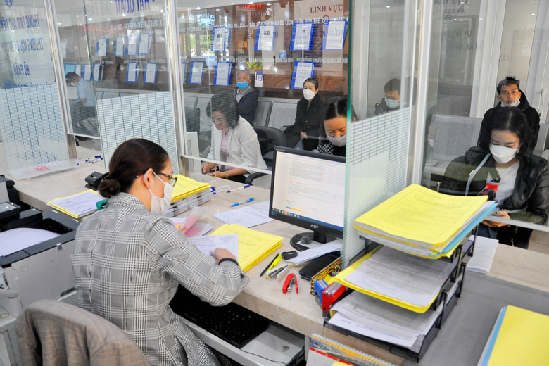 Tiếp nhận và trả kết quả hồ sơ thủ tục hành chính tại Trung tâm Phục vụ hành chính công tỉnh