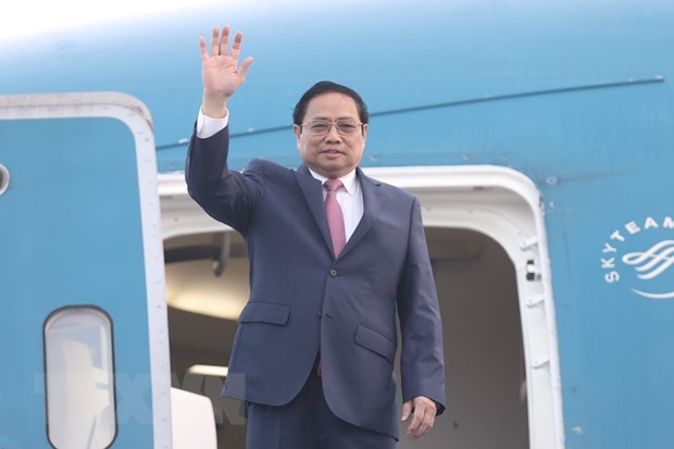 Thủ tướng Phạm Minh Chính rời Hà Nội sang thăm chính thức Vương quốc Campuchia