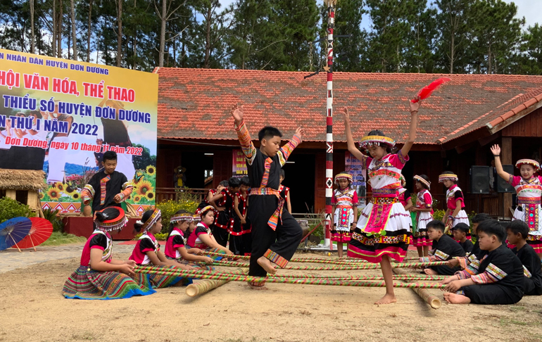 Ngày hội Văn hóa Thể thao các dân tộc thiểu số huyện Đơn Dương lần thứ I