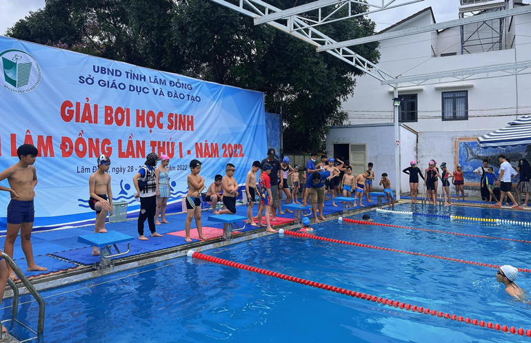 Giải bơi học sinh tỉnh Lâm Đồng lần thứ nhất năm 2022