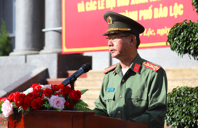 Đại tá Nguyễn Quang Thống – Phó Giám đốc Công an Lâm Đồng phát biểu chỉ đạo