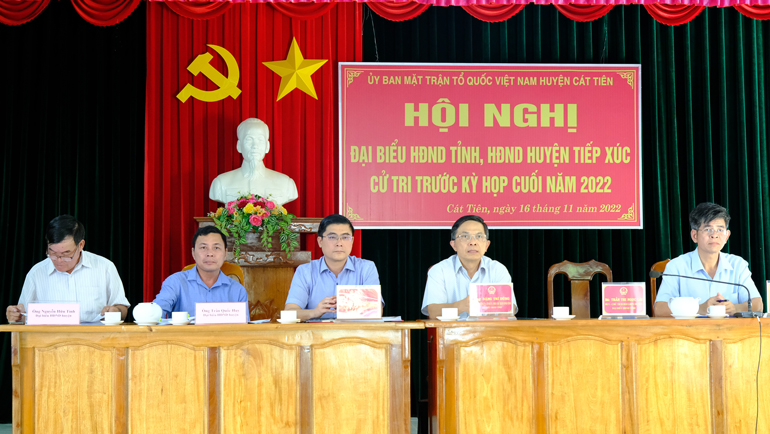 Tổ Đại biểu HĐND tỉnh tiếp xúc cử tri tại Cát Tiên