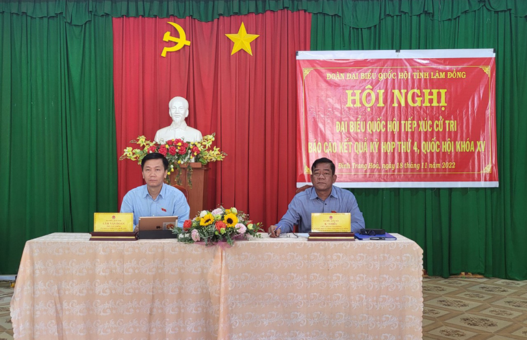 Các ĐBQH tiếp xúc cử tri tại xã Đinh Trang Hoà, huyện Di Linh