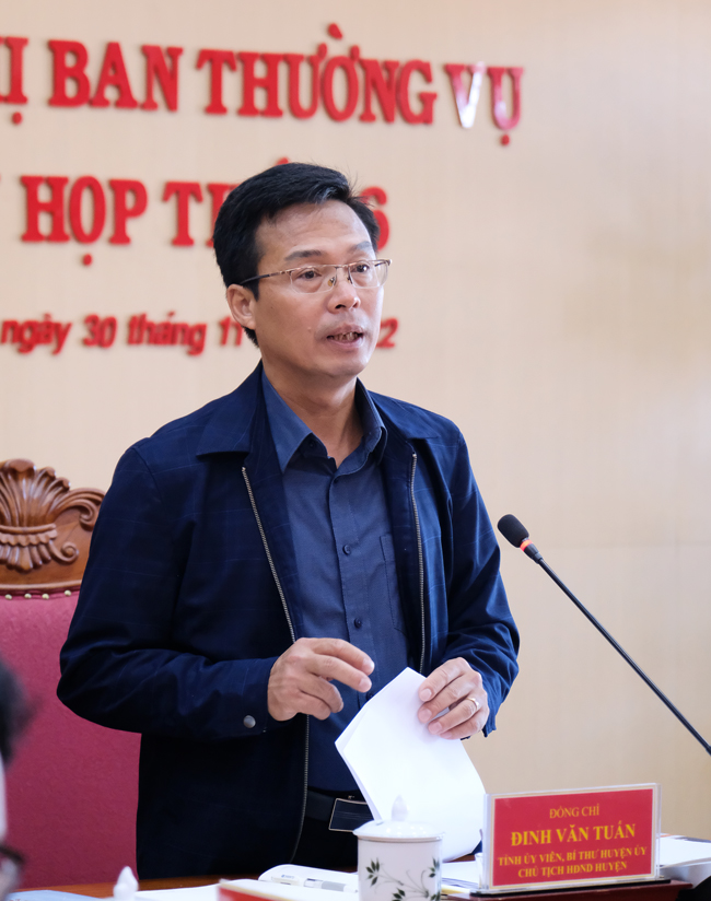 Đồng chí Đinh Văn Tuấn – Bí thư Huyện uỷ Di Linh chủ trì Hội nghị