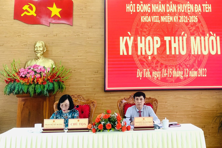 HĐND huyện Đạ Tẻh khóa VIII khai mạc kỳ họp lần thứ 10