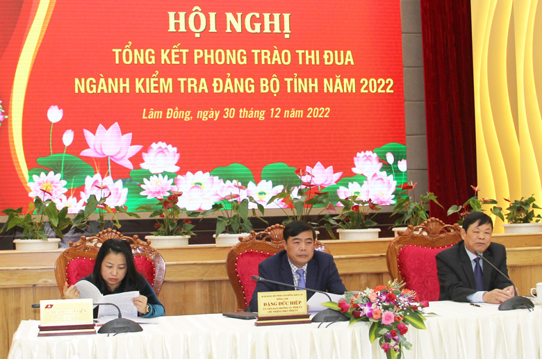 Tổng kết phong trào thi đua ngành kiểm tra Đảng bộ tỉnh năm 2022