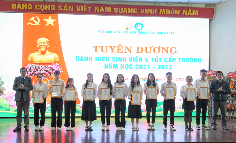 Trường Đại học Đà Lạt kỷ niệm 73 năm Ngày truyền thống học sinh, sinh viên Việt Nam