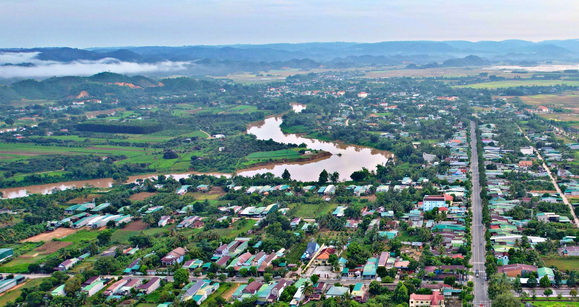 Hệ thống sông Đồng Nai chảy qua địa phận tỉnh Lâm Đồng