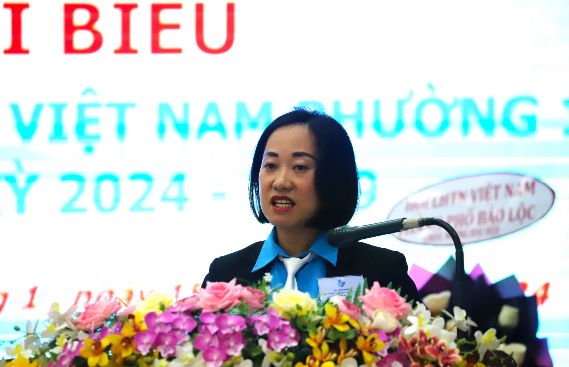 Chị Nguyễn Hà Thanh - Bí thư Thành Đoàn, Chủ tịch Hội LHTN Việt Nam TP Bảo Lộc phát biểu chỉ đạo tại Đại hội