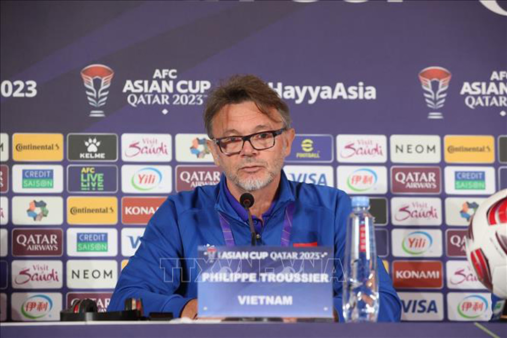 HLV Philippe Troussier kỳ vọng trận đấu chất lượng trước đối thủ Iraq