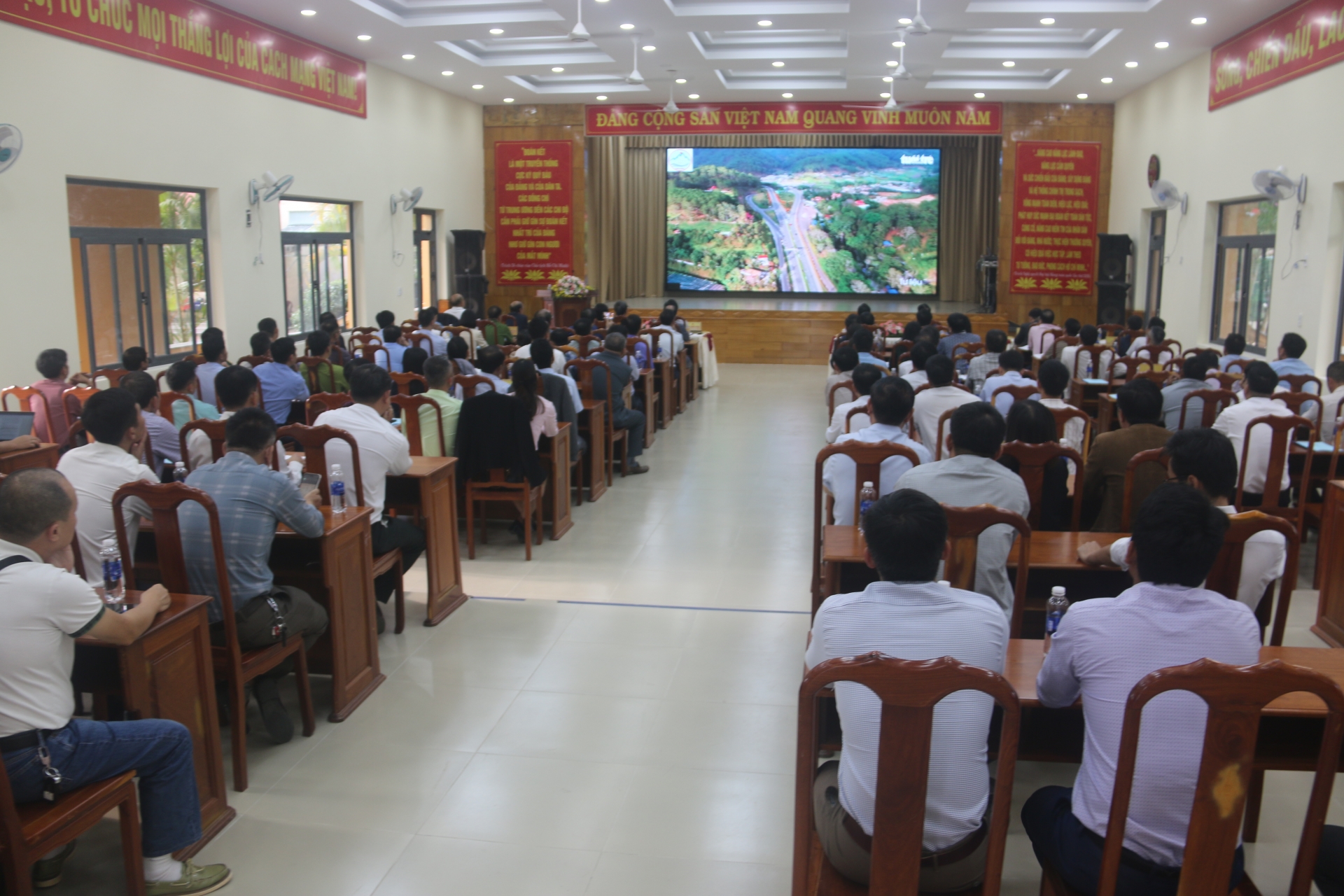 Công bố Đồ án quy hoạch xây dựng vùng huyện Đam Rông đến năm 2040