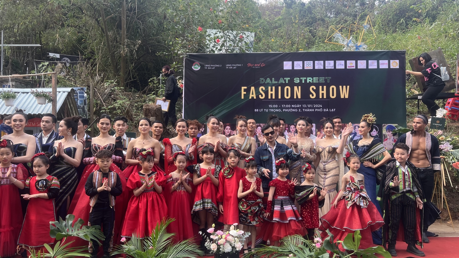 Show thời trang đường phố đầu tiên tại Đà Lạt nhận sự quan tâm lớn của công chúng