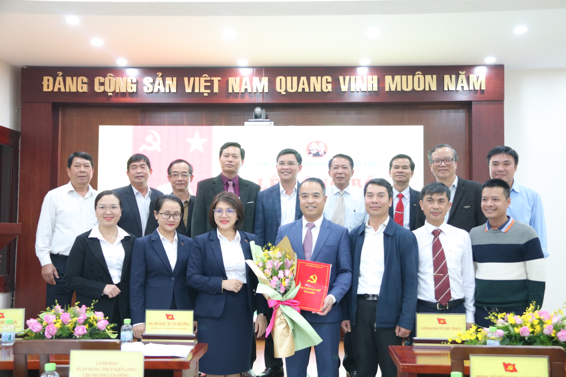 Ra mắt Chi bộ cơ sở Ngân hàng TMCP Kiên Long chi nhánh Lâm Đồng