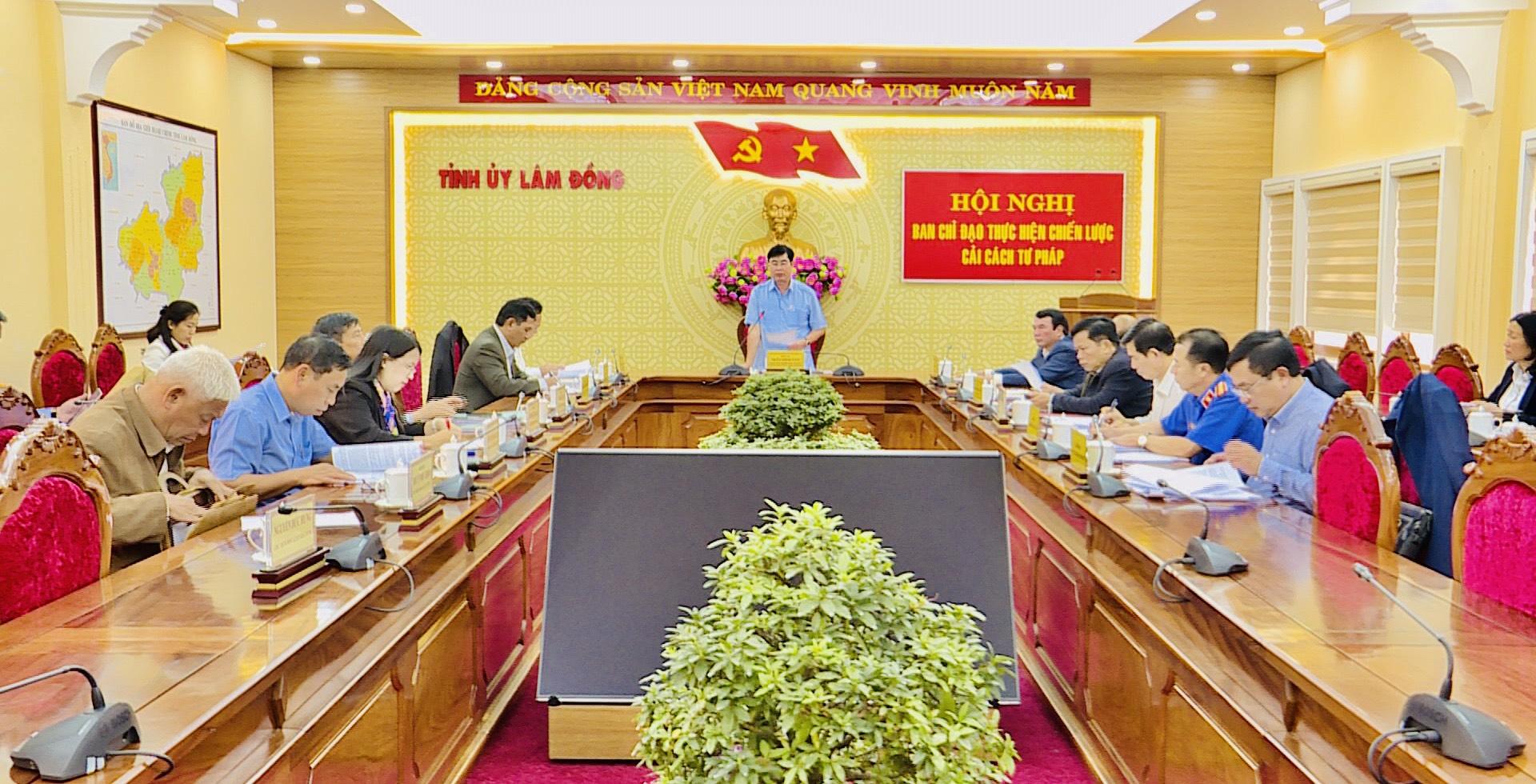 Giao ban khối Nội chính và Ban Chỉ đạo thực hiện chiến lược cải cách tư pháp tỉnh Lâm Đồng