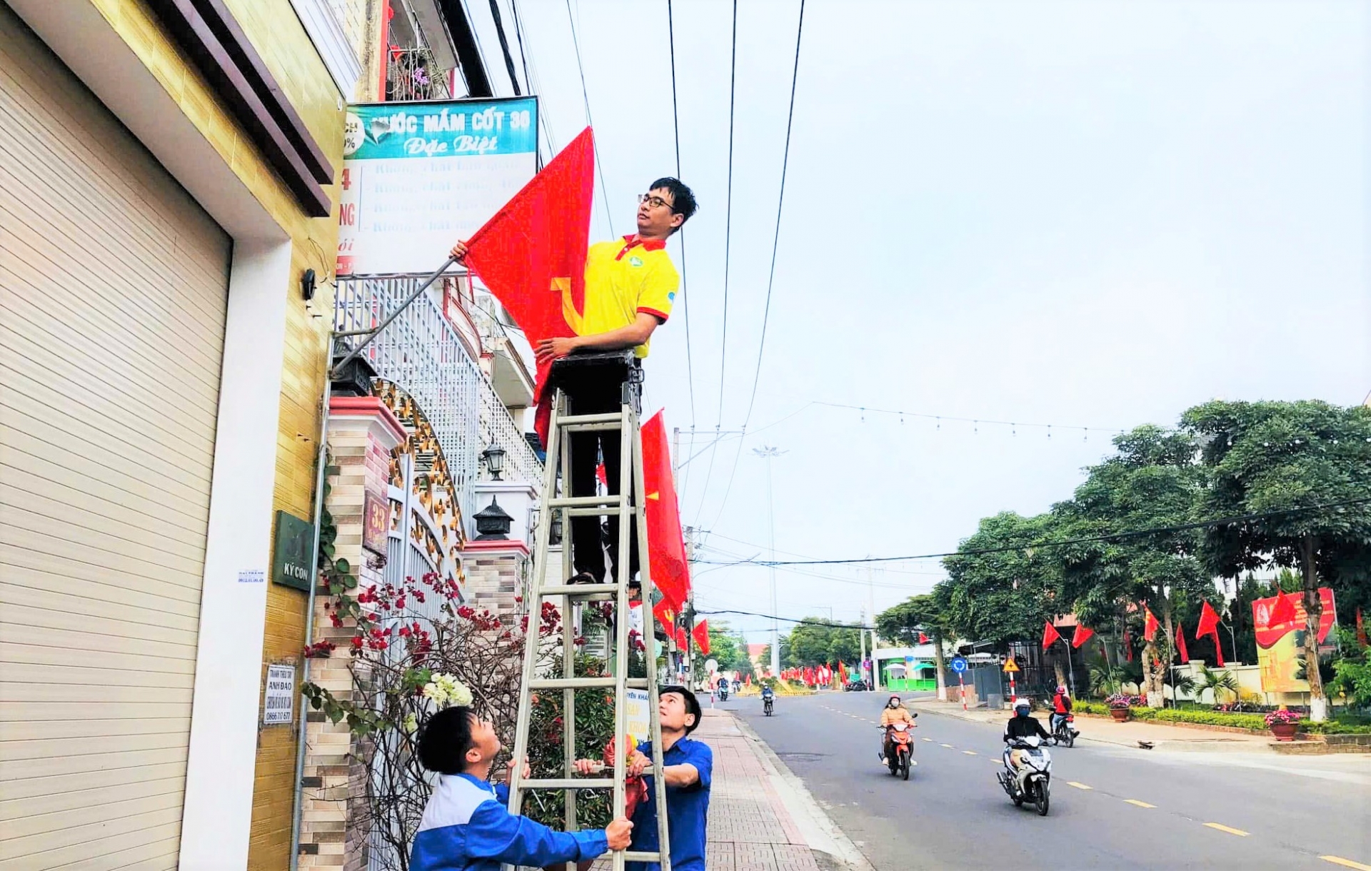 Đoàn viên, thanh niên