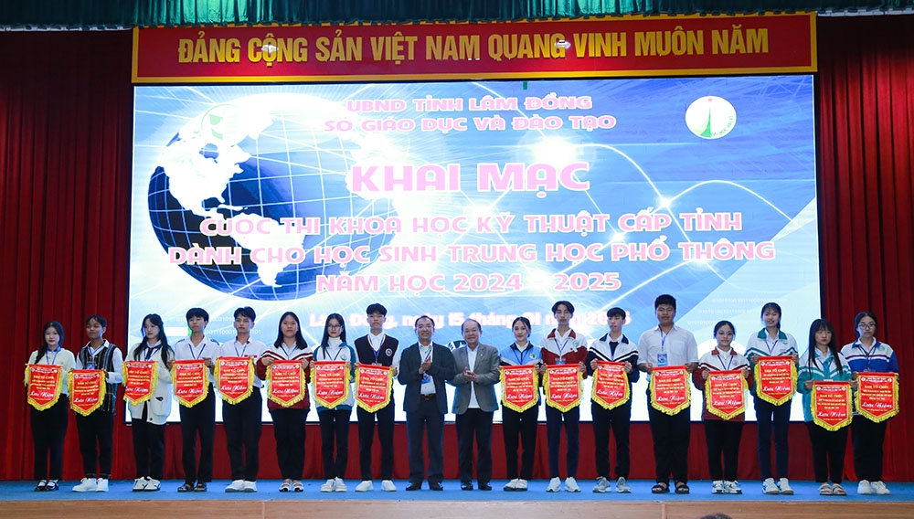 Khai mạc Cuộc thi Khoa học kỹ thuật học sinh trung học phổ thông tỉnh Lâm Đồng lần thứ XVII, năm học 2024 - 2025