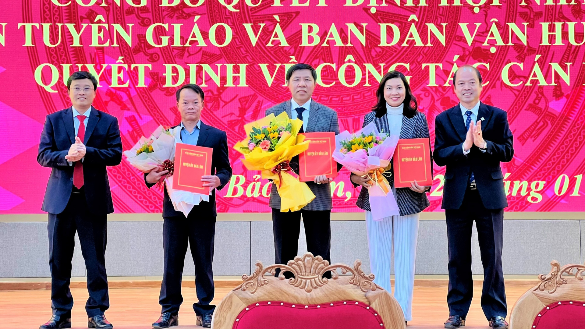 Bảo Lâm: Công bố Quyết định hợp nhất Ban Tuyên giáo và Ban Dân vận Huyện ủy