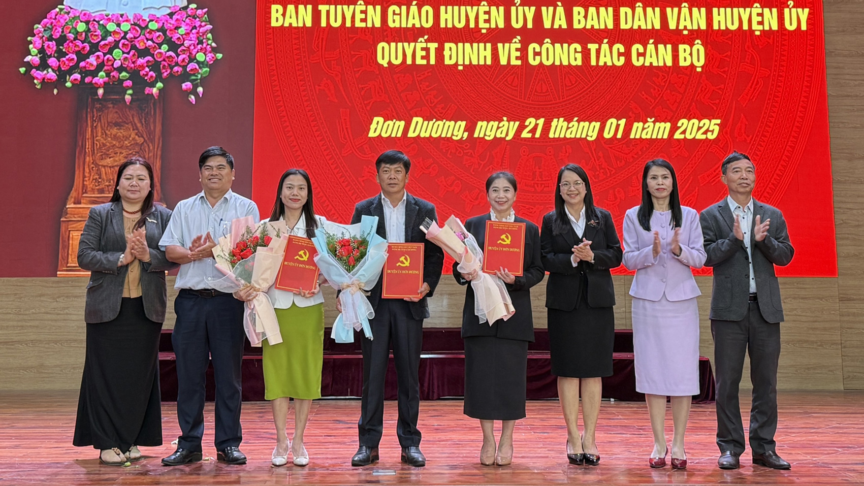 Đơn Dương: Công bố quyết định hợp nhất Ban Tuyên giáo và Ban Dân vận Huyện ủy