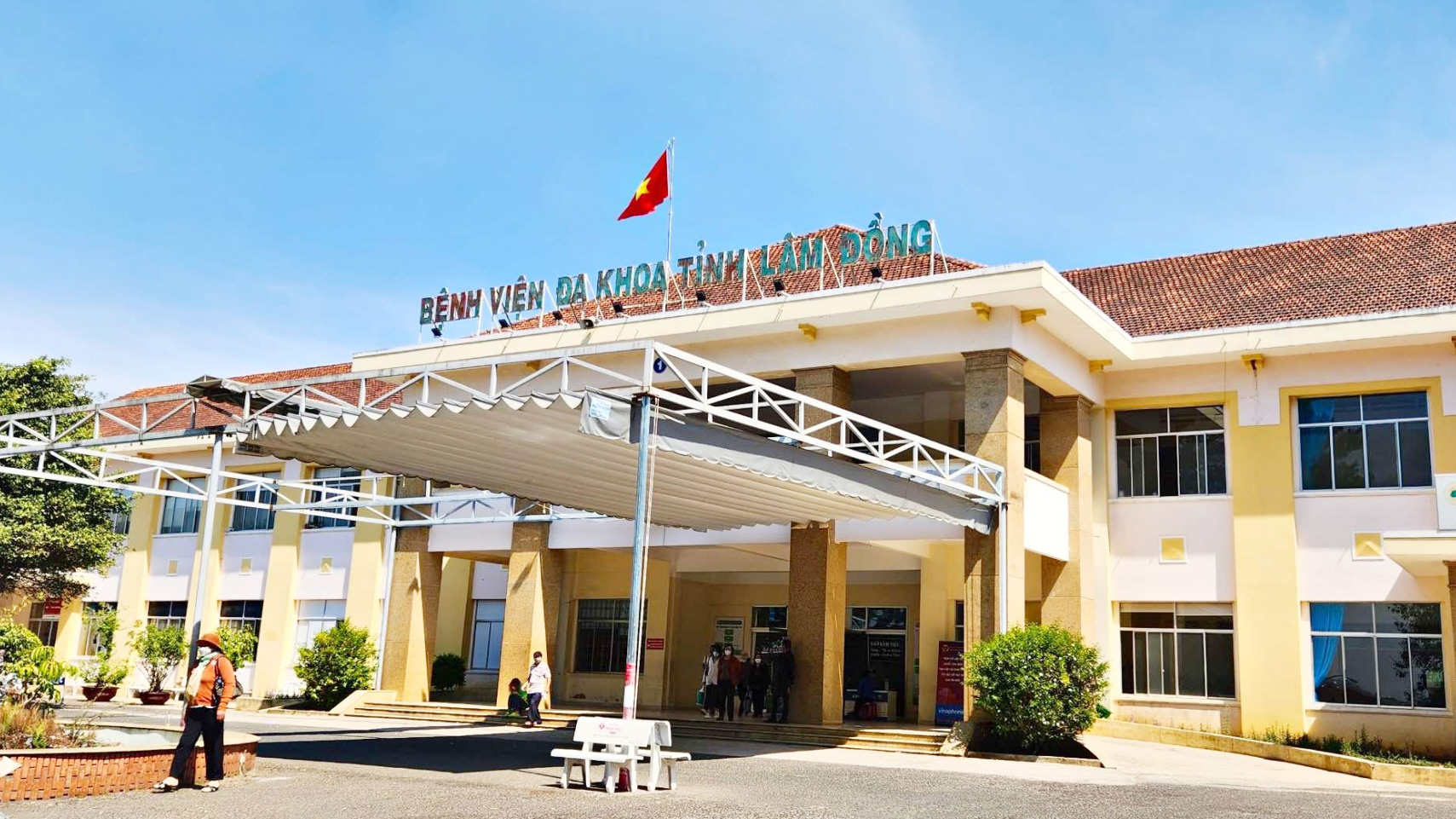Vụ nhầm lẫn phim chụp X-Quang: Đại diện bệnh viện đến nhà xin lỗi bệnh nhân
