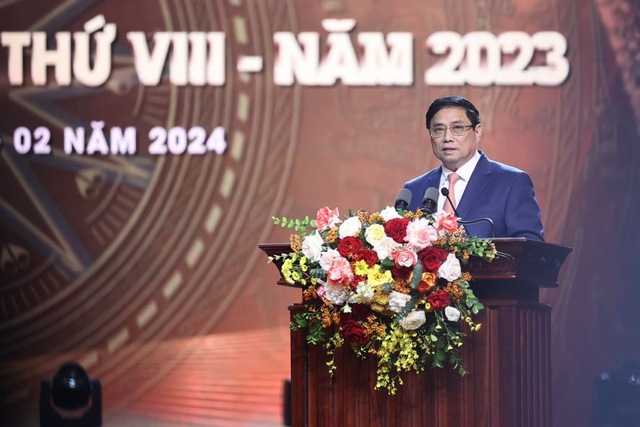 Thủ tướng Phạm Minh Chính nhấn mạnh, phải đặc biệt coi trọng và đẩy mạnh hơn nữa công tác xây dựng, chỉnh đốn Đảng toàn diện