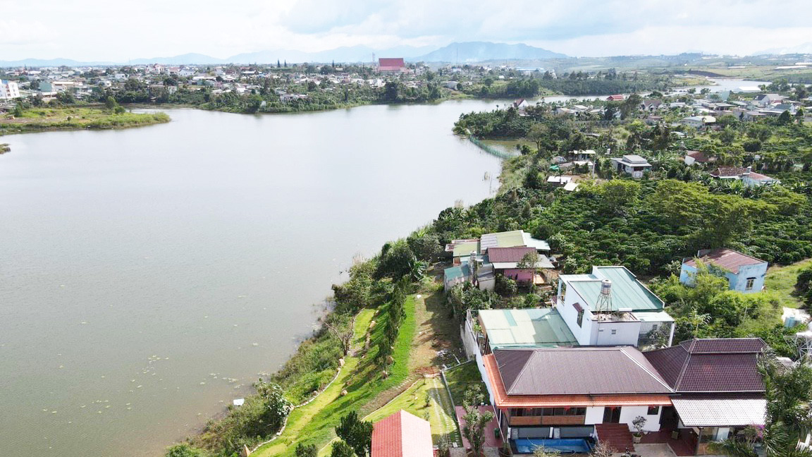 Bảo Lâm: Khẩn trương xử lý công trình xây dựng sai phạm ven hồ Lộc Thắng