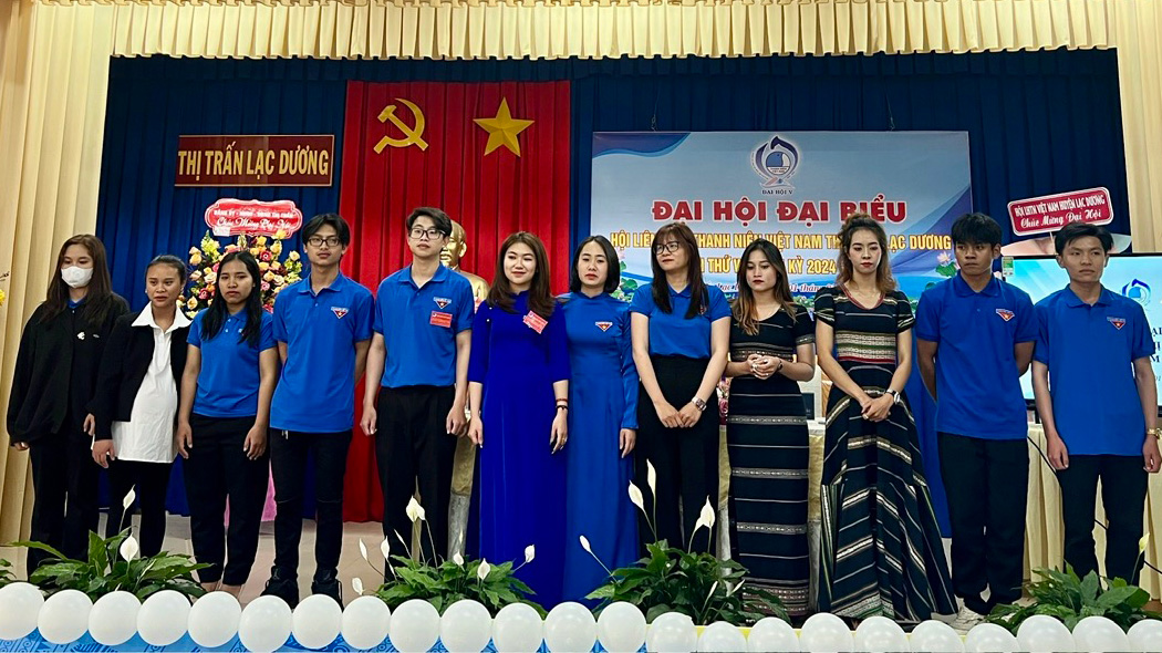 Ra mắt ủy viên Ủy ban Hội LHTN Việt Nam thị trấn Lạc Dương lần thứ V, nhiệm kỳ 2024 - 2029