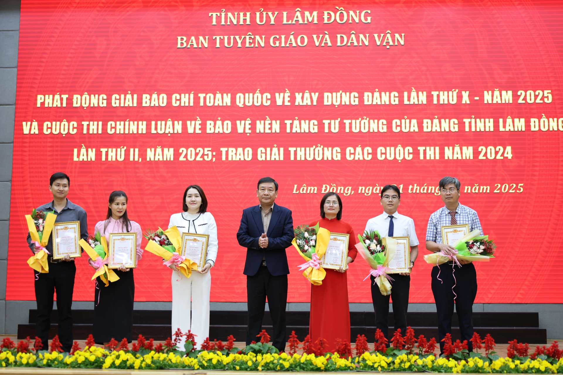 đồng chí Bùi Thắng - Phó Bí thư Tỉnh ủy