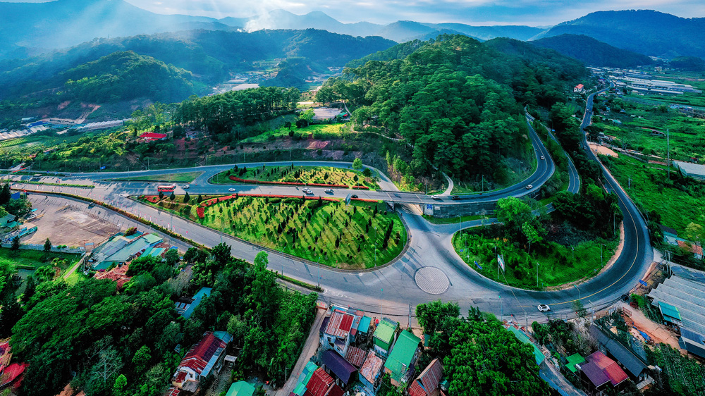 Tầm nhìn chiến lược trong phát triển mạng lưới và hạ tầng giao thông