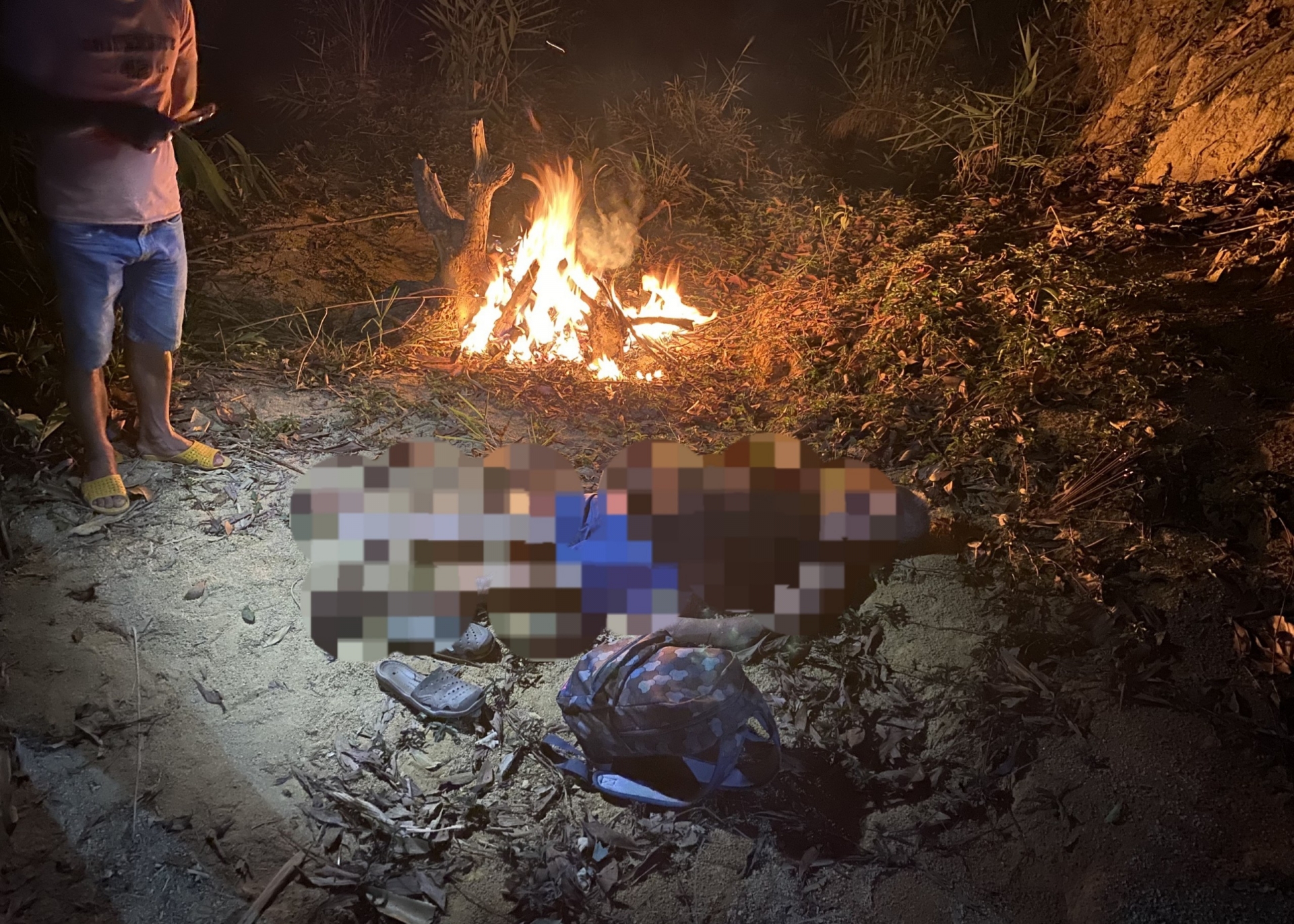 Hiện trường phát hiện người đàn ông Việt kiều Úc được phát hiện tử vong cạnh khe suối trong rừng