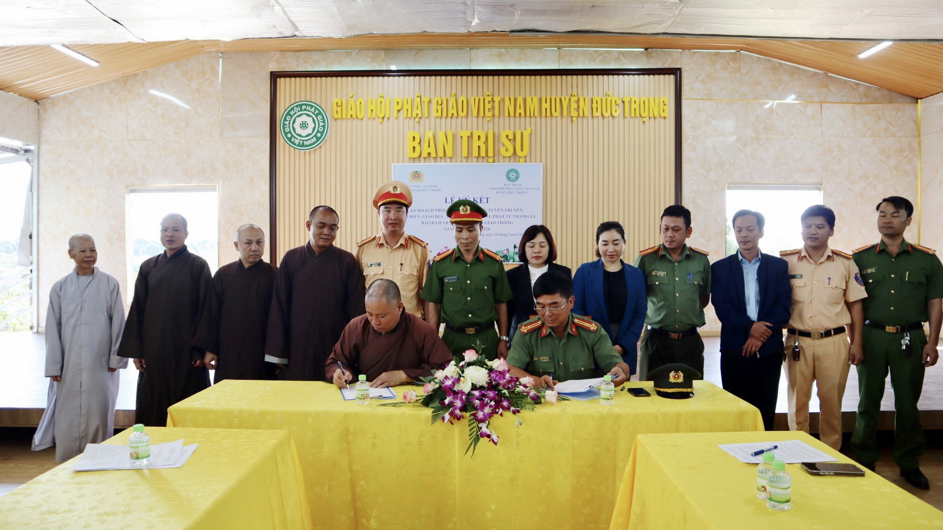 Giáo hội Phật giáo Việt Nam huyện Đức Trọng tổ chức ký kết thực hiện chương trình